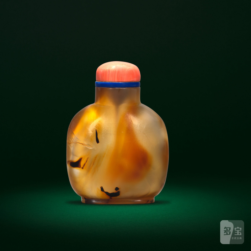 十八/十九世紀 瑪瑙巧雕福祿紋鼻煙壺 | A CHALCEDONY SHADOW AGATE 'BATS AND GOURD' SNUFF BOTTLE - 图4